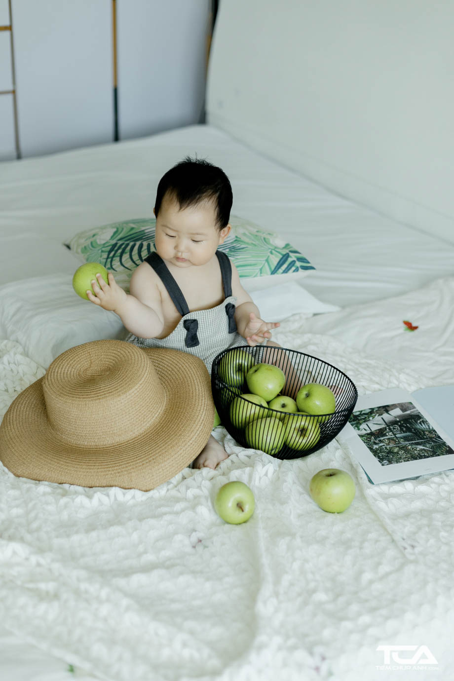 chụp ảnh thôi nôi bé trai