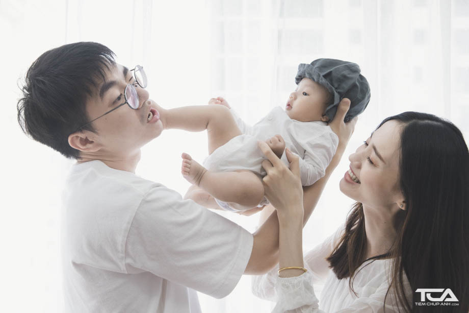 chụp hình bé gái sơ sinh dễ thương nhất ảnh bé gái sơ sinh dễ thương