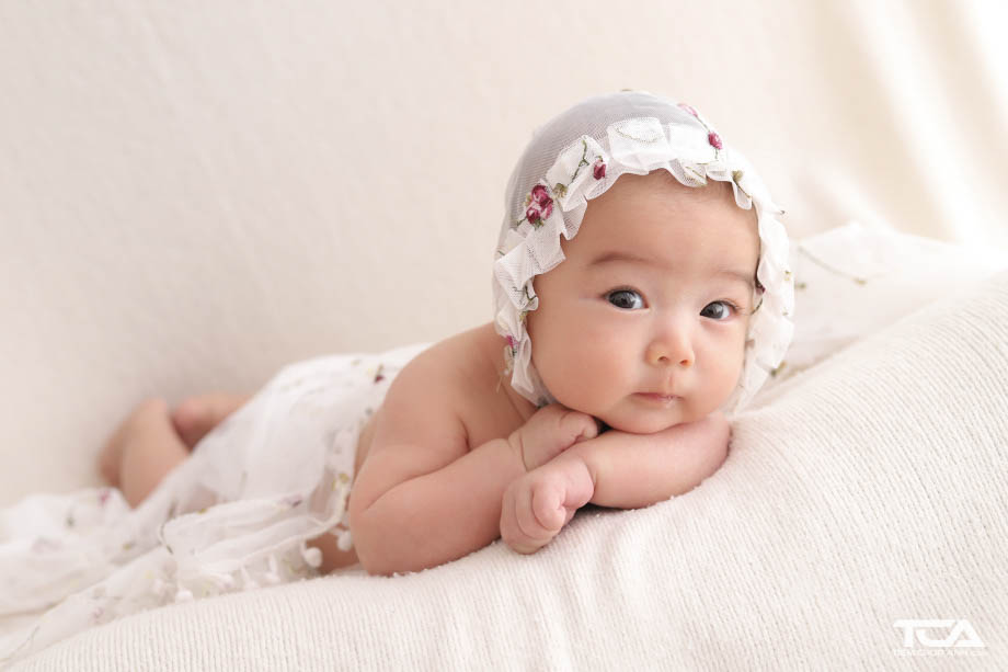 chụp hình bé gái sơ sinh dễ thương nhất hình ảnh bé gái sơ sinh dễ thương nhất
