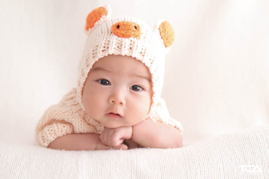 Chụp hình bé gái sơ sinh dễ thương nhất