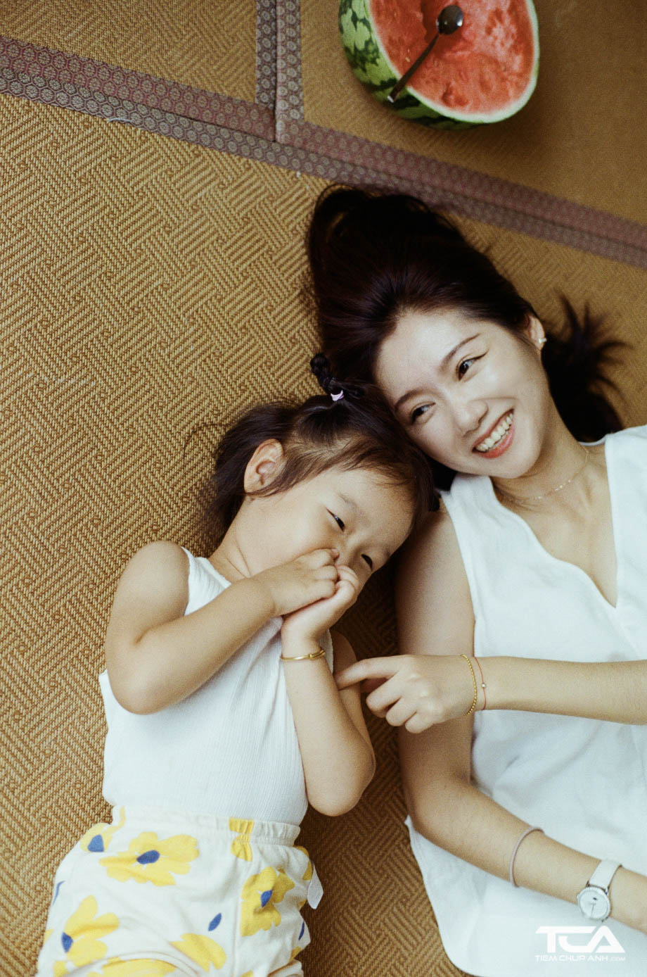 chụp hình mẹ và con gái, chụp hình mẹ và con gái,